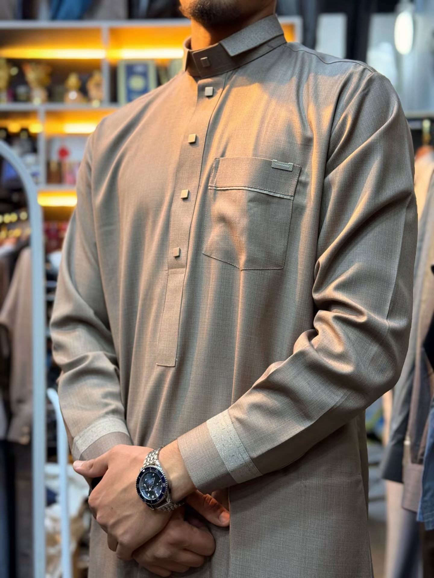 قميص التنوير